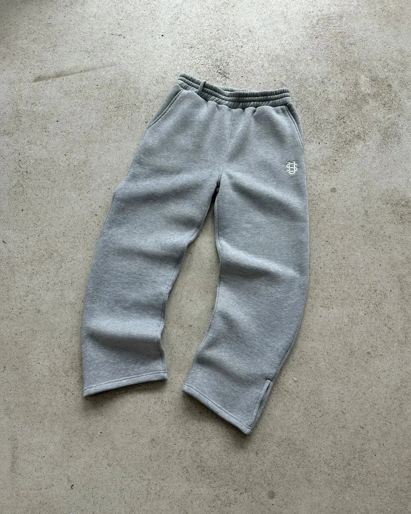 y2kSTUDIO – Baggy Tracksuit Set (Grey & Black)