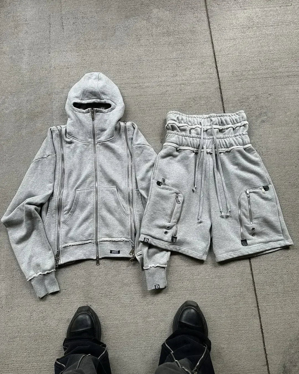 Black/White Zippers