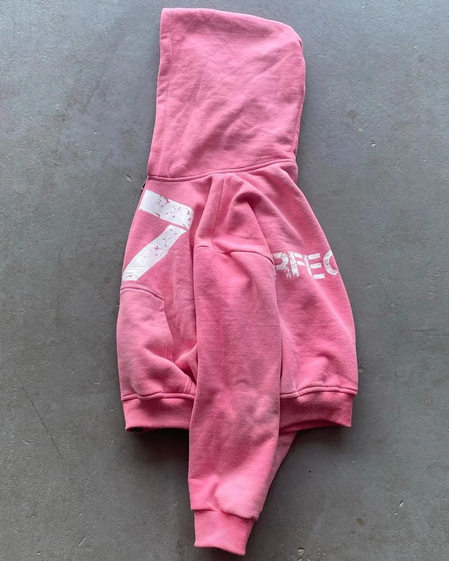 07 Zip Hoodie + Pants