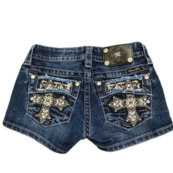 Mini Shorts Y2K alternative